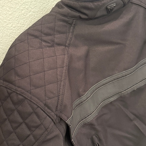 Triumph Waldron Mesh Motorcycle Jacket - Picture 16 of 16